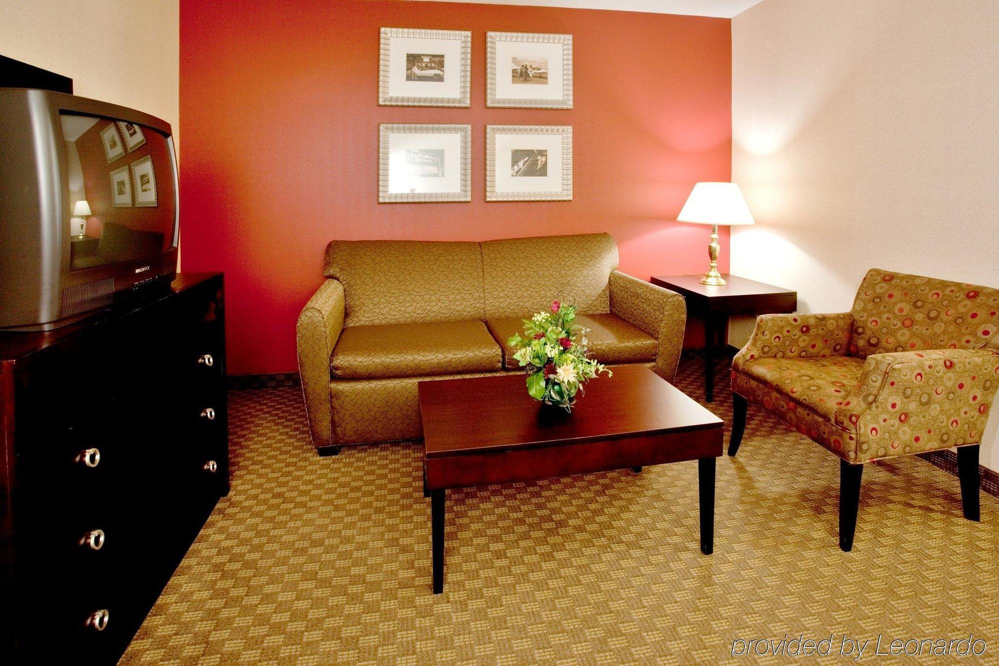 Holiday Inn & Suites Raleigh Cary By Ihg Zimmer foto